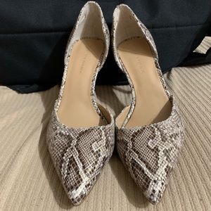NEW Banana Republic Snake Skin Heels Size 8.5